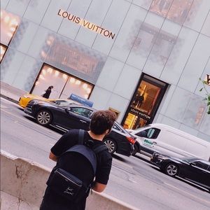 Meet your Posher, Blake